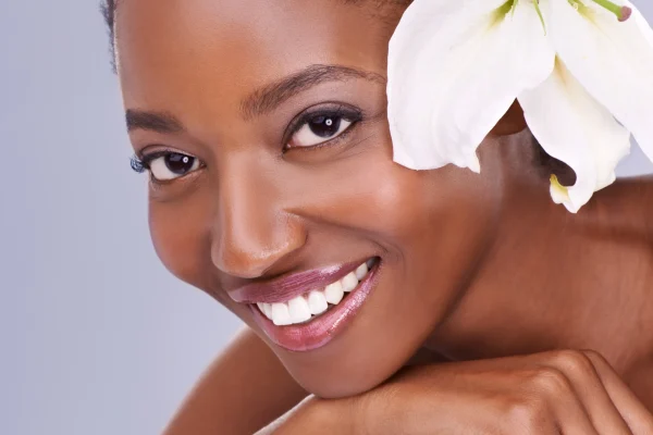 studio-shot-of-a-beautiful-african-american-woman-2022-10-04-23-57-12-utc
